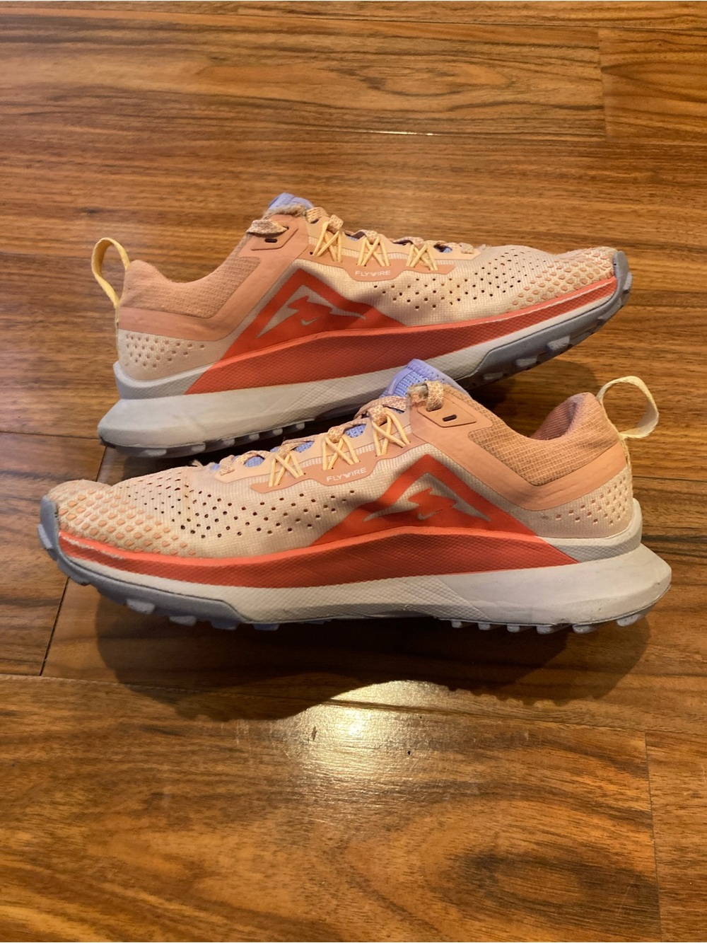 Nike React Pegasus Trail 4 Shoes Womens Size 7 Peach Hiking Sneaker DJ6159-800
